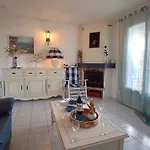 Sur Gironde - Seduisant Coin De Paradis Avec Sa Piscine Privee * Meschers-sur-Gironde