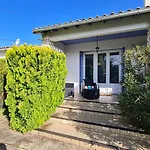 Sur Gironde - Seduisant Coin De Paradis Avec Sa Piscine Privee Meschers-sur-Gironde