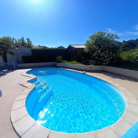 Sur Gironde - Seduisant Coin De Paradis Avec Sa Piscine Privee * Meschers-sur-Gironde