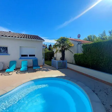 Villa Sur Gironde - Seduisant Coin De Paradis Avec Sa Piscine Privee *